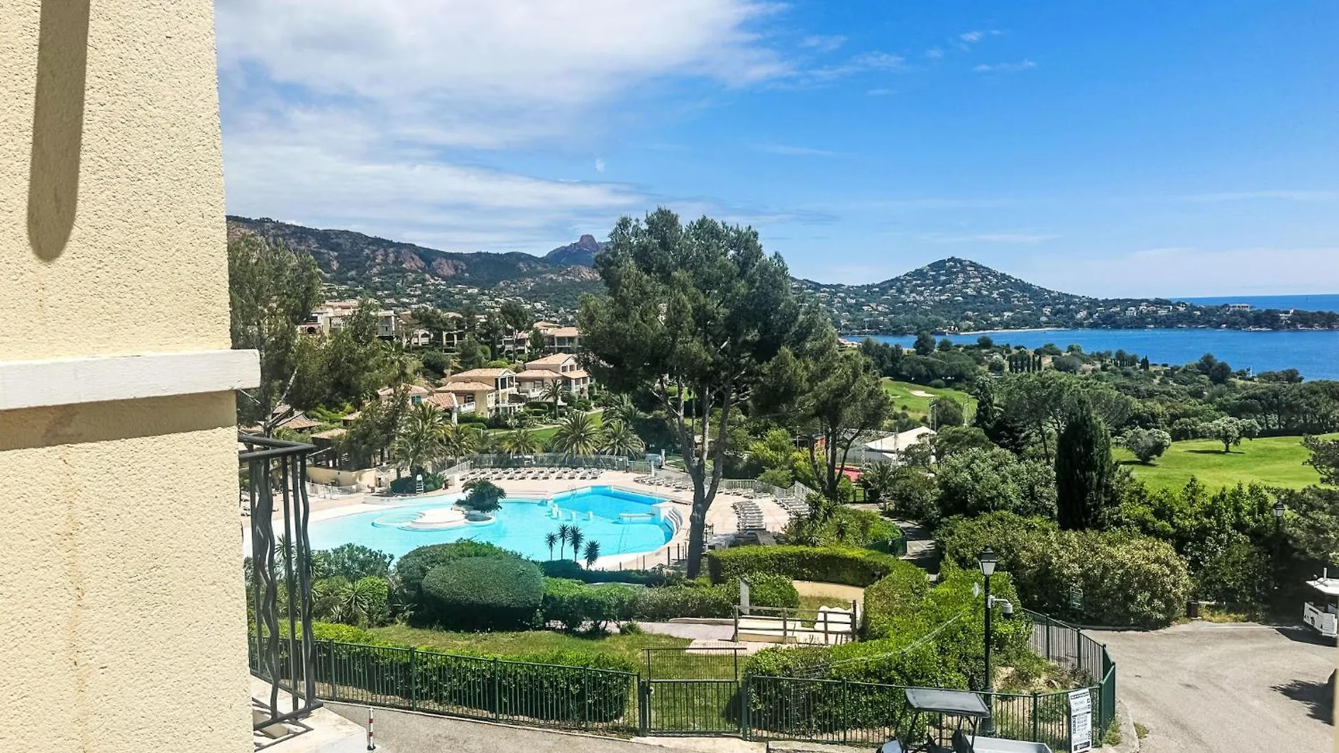 Apartment Village Cap Estérel - L'Esquinade-7 Saint-Raphaël 0*,  Francia
